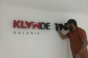 Letras de Acrilico Klandestina