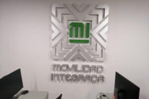 Letras de Aluminio Mobilidad Integrada