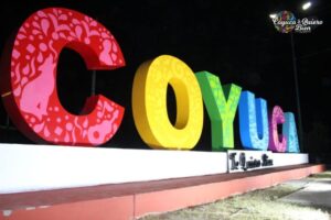 Letras Gigantes Coyuca