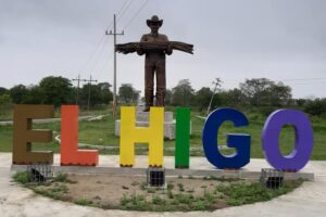 Letras Gigantes El Higo