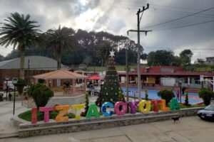 Letras Gigantes Itztacoyotla