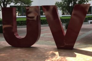 Letras Gigantes Universidad Victoria