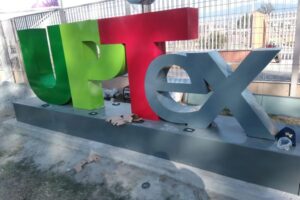 Letras Monumentales UPTex